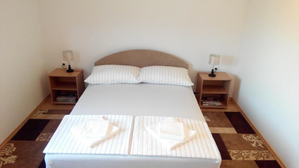 Apartment Beba Mostar Esterno foto